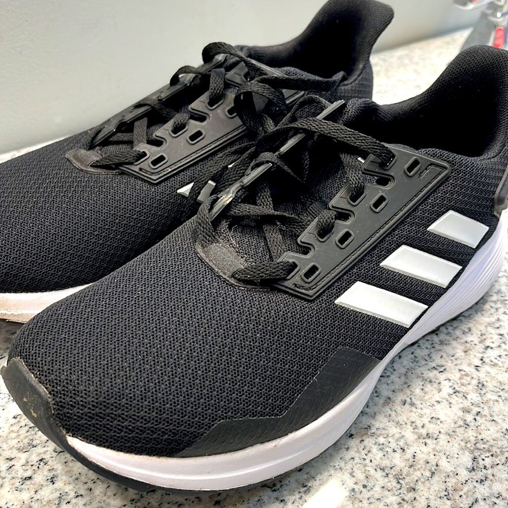 Addias Duramo Sneakers EUC